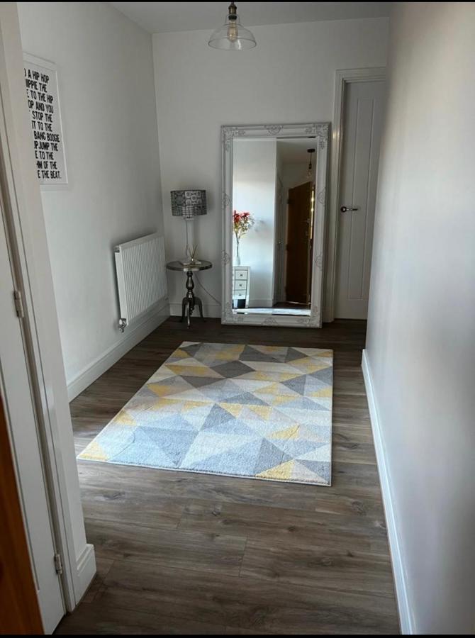 Luxury Riverside 2 Bedroomed Apartment With Balcony Newport  Zewnętrze zdjęcie