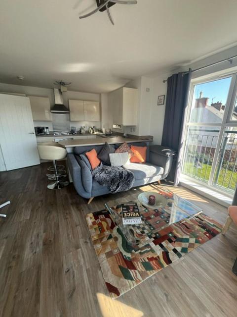 Luxury Riverside 2 Bedroomed Apartment With Balcony Newport  Zewnętrze zdjęcie